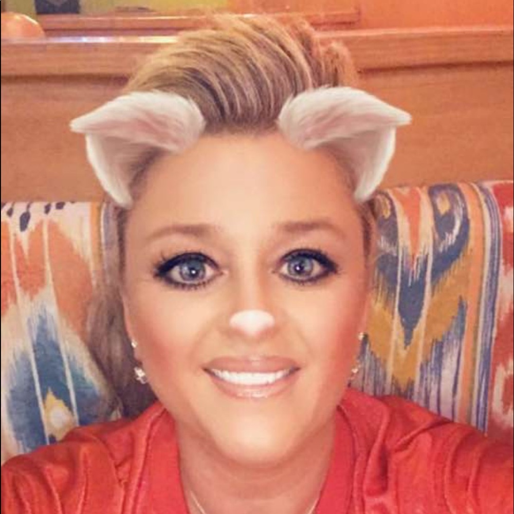 Meet your Posher, Amy